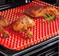 Non-Stick Silicone Pyramid Baking Mat – Heat-Resistant BBQ Cooking Grid for Oven & Microwave Use
